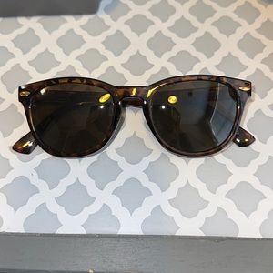 Lucky brand sunglasses